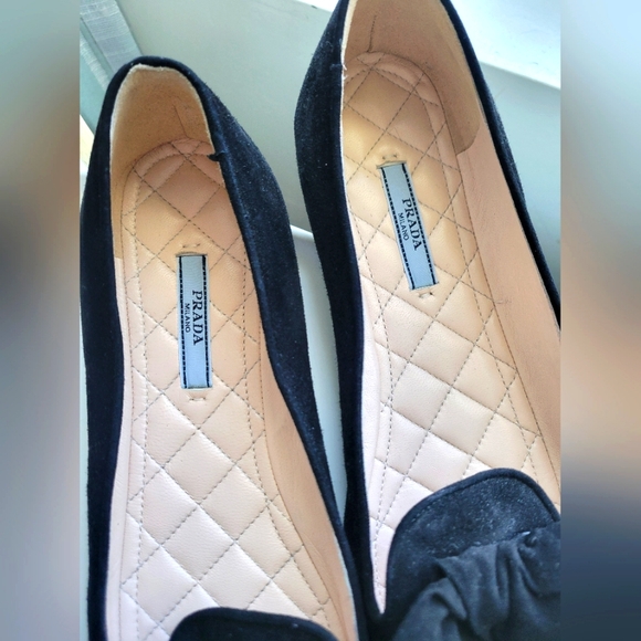 Prada Loafers with Bow - Picture 4 of 7